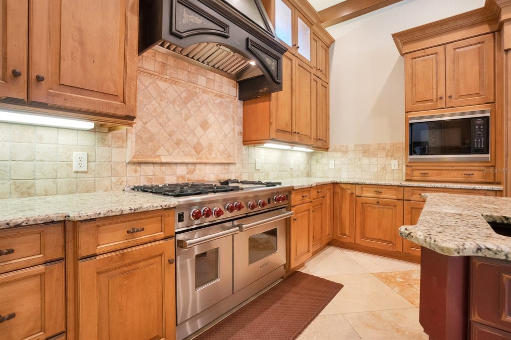 Property listing photo for 2048 ROBIN ROAD