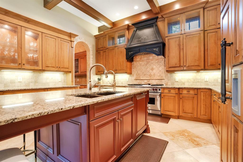 Property listing photo for 2048 ROBIN ROAD