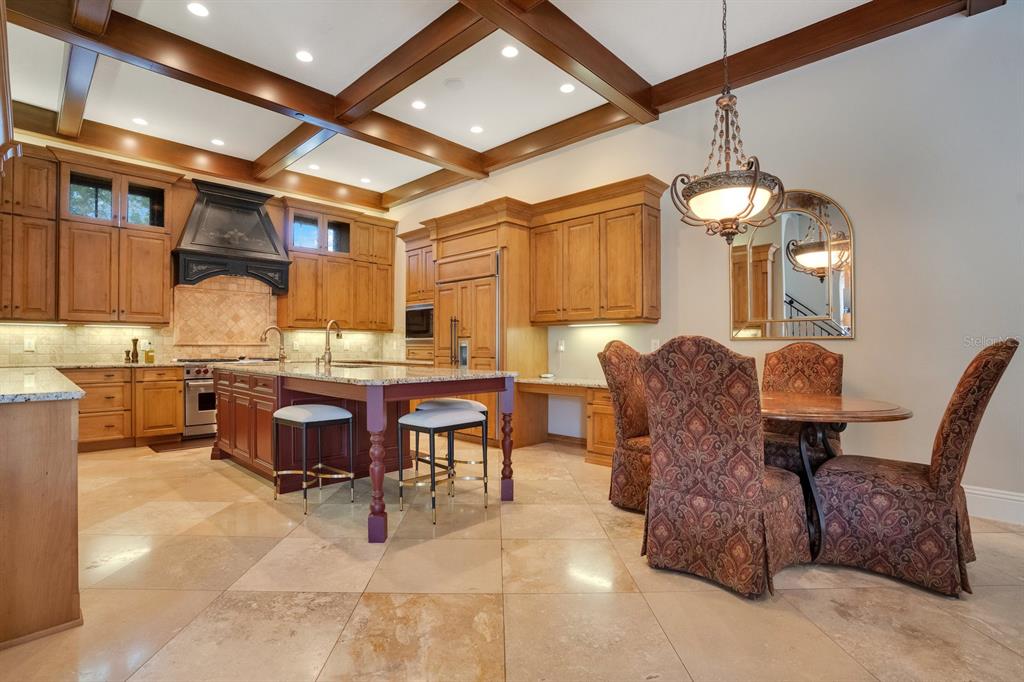 Property listing photo for 2048 ROBIN ROAD