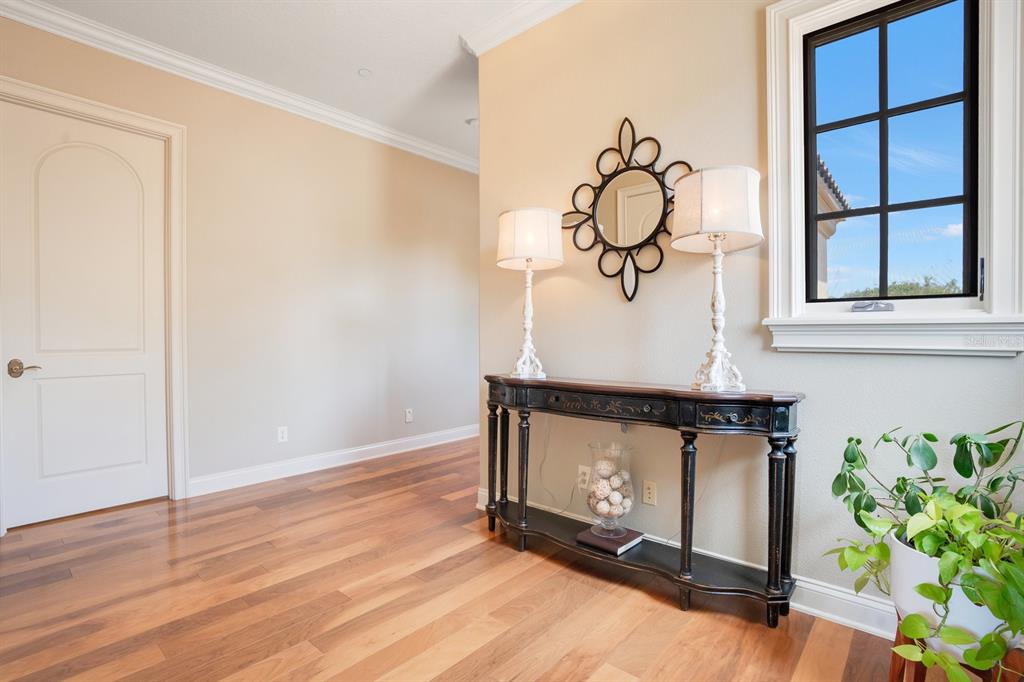Property listing photo for 2048 ROBIN ROAD