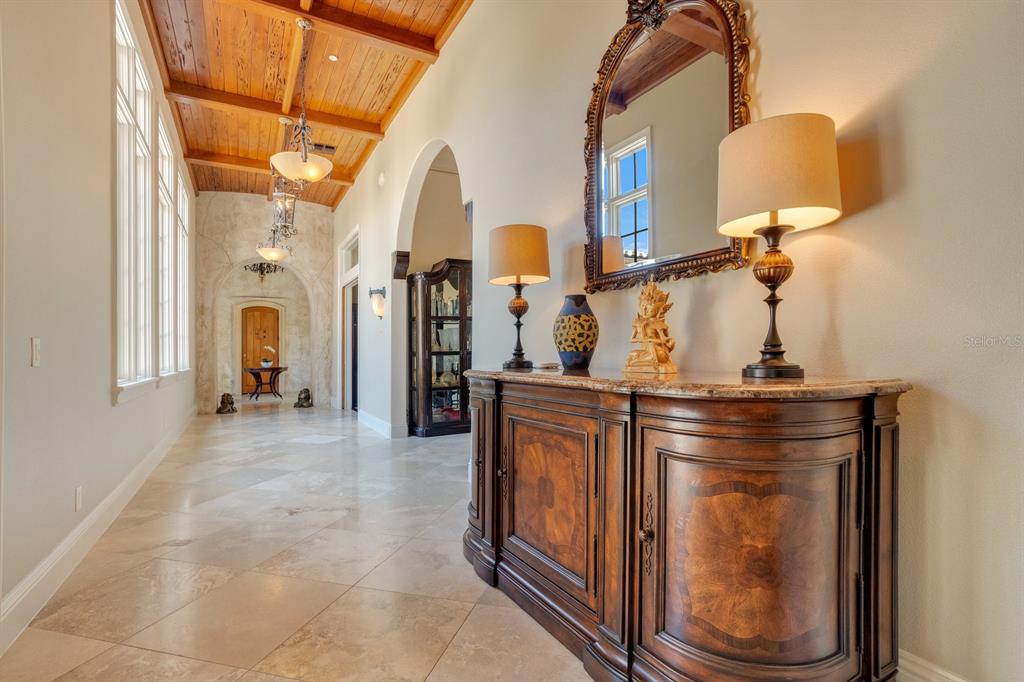Property listing photo for 2048 ROBIN ROAD
