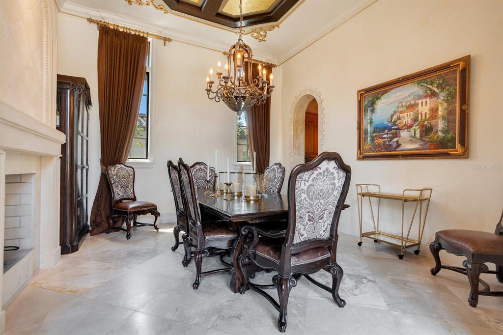 Property listing photo for 2048 ROBIN ROAD