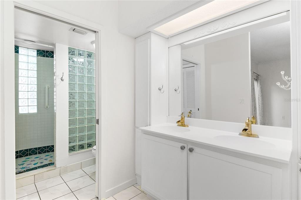 Property listing photo for 1000 WINDERLEY PLACE #144