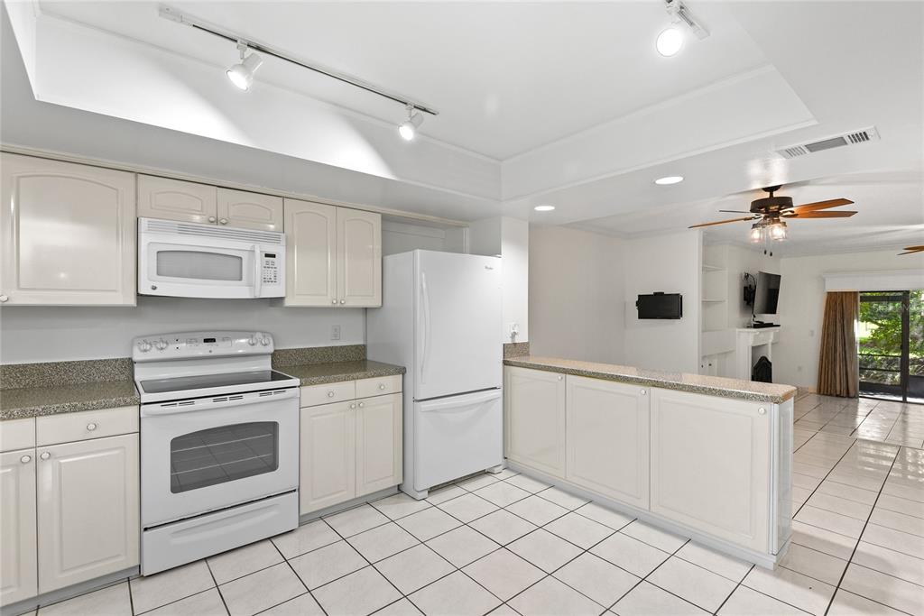 Property listing photo for 1000 WINDERLEY PLACE #144