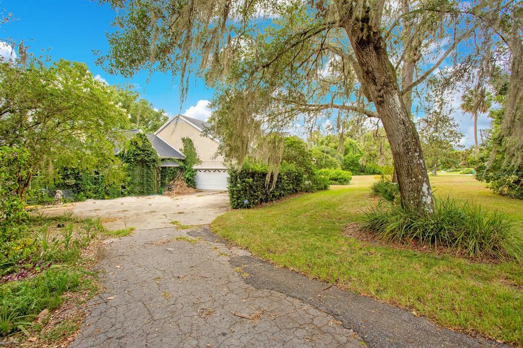 Property listing photo for 2000 E ADAMS DRIVE