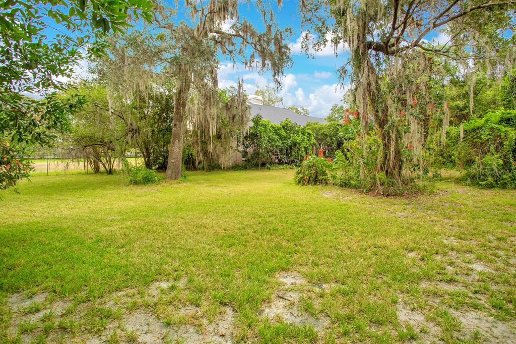 Property listing photo for 2000 E ADAMS DRIVE