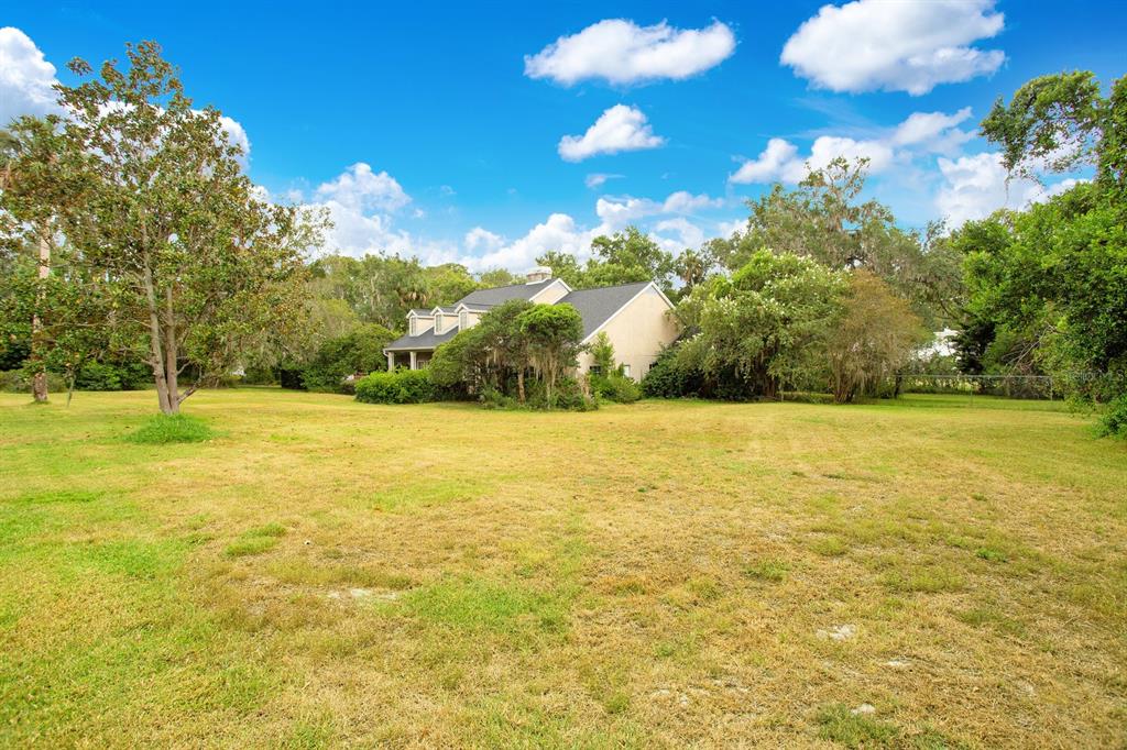 Property listing photo for 2000 E ADAMS DRIVE