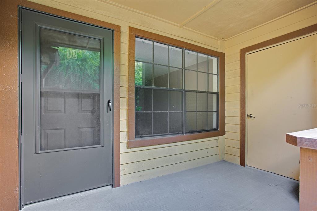 Property listing photo for 415 LAKEPOINTE DRIVE #102