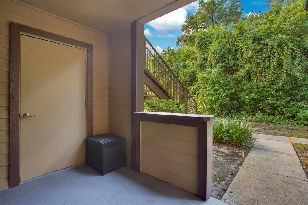 Property listing photo for 415 LAKEPOINTE DRIVE #102