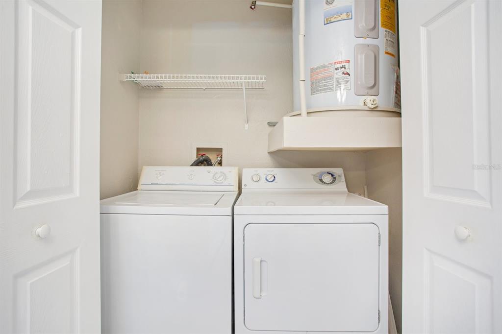 Property listing photo for 415 LAKEPOINTE DRIVE #102