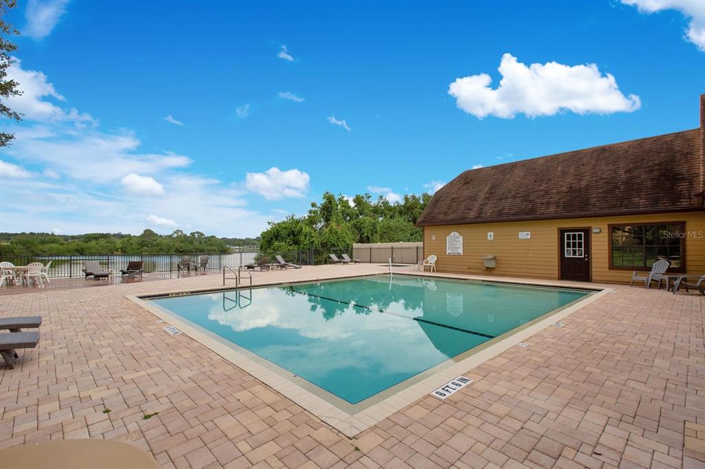 Property listing photo for 415 LAKEPOINTE DRIVE #102