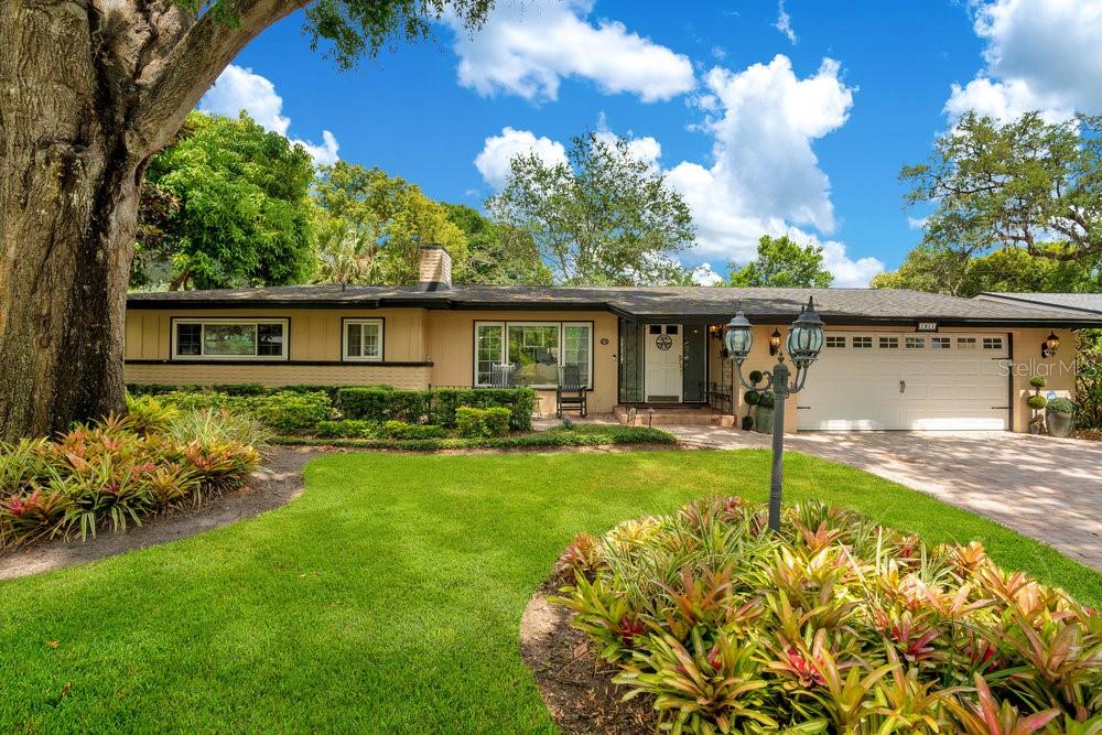 Property listing photo for 1911 MAPLEWOOD DRIVE
