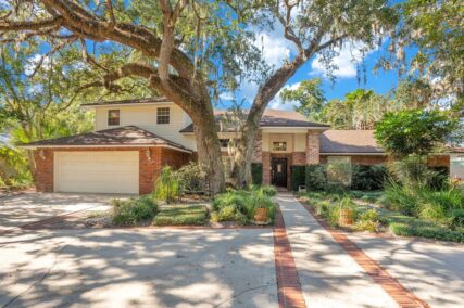 more about 1885 TEMPLE DRIVE