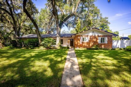 more about 1004 GREGORY DRIVE