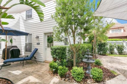 more about 4661 ANSON LANE #A