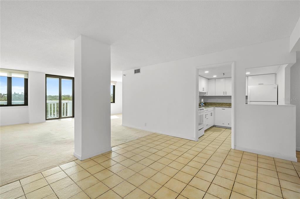 Property listing photo for 400 E COLONIAL DRIVE #508