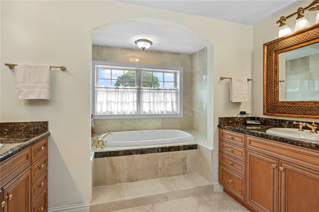 Property listing photo for 200 S INTERLACHEN AVENUE #350