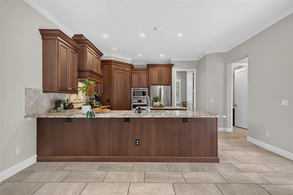 Property listing photo for 630 LIVE OAK STREET