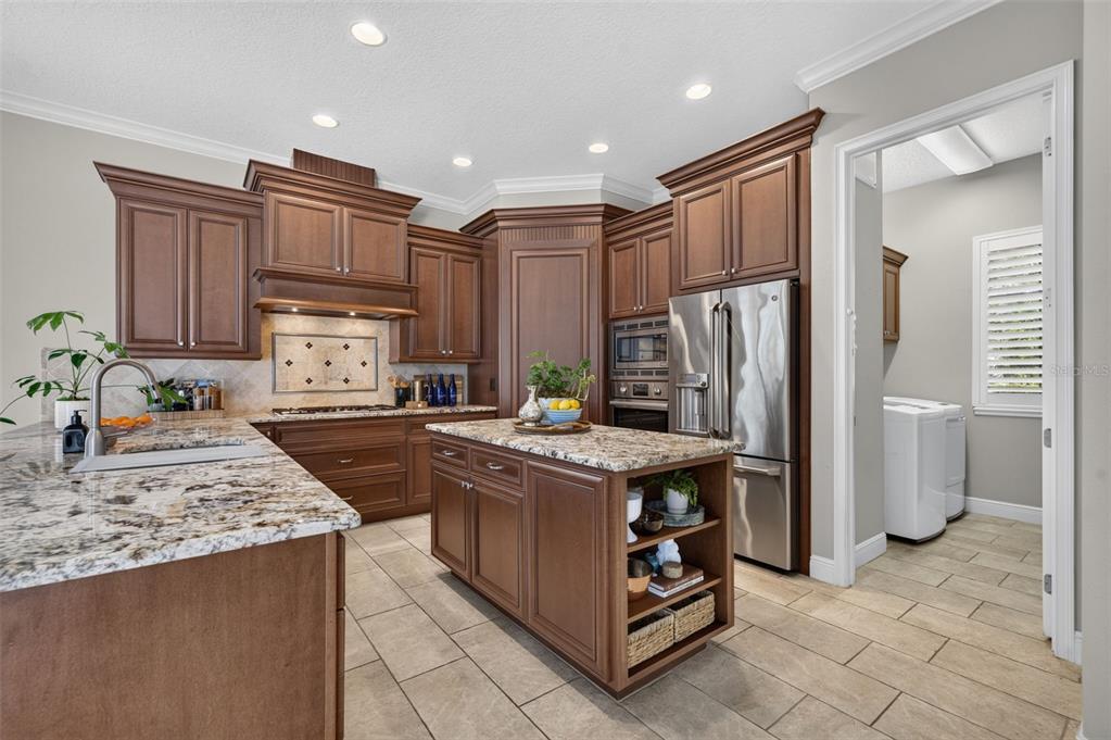 Property listing photo for 630 LIVE OAK STREET