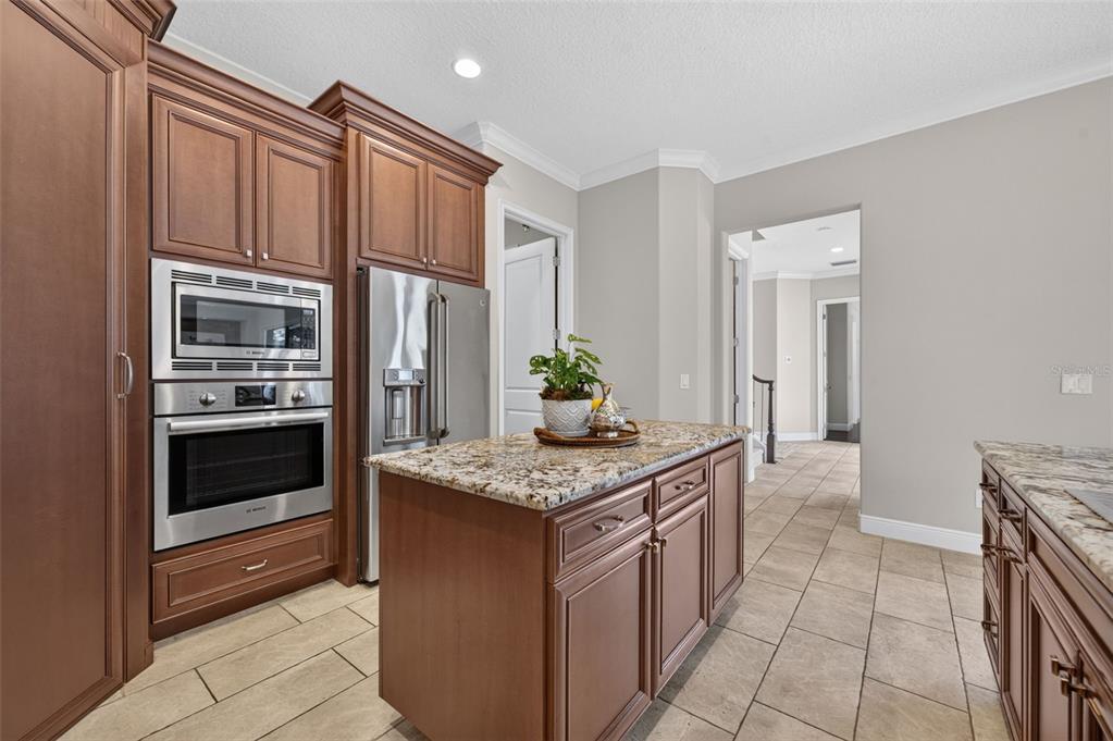 Property listing photo for 630 LIVE OAK STREET