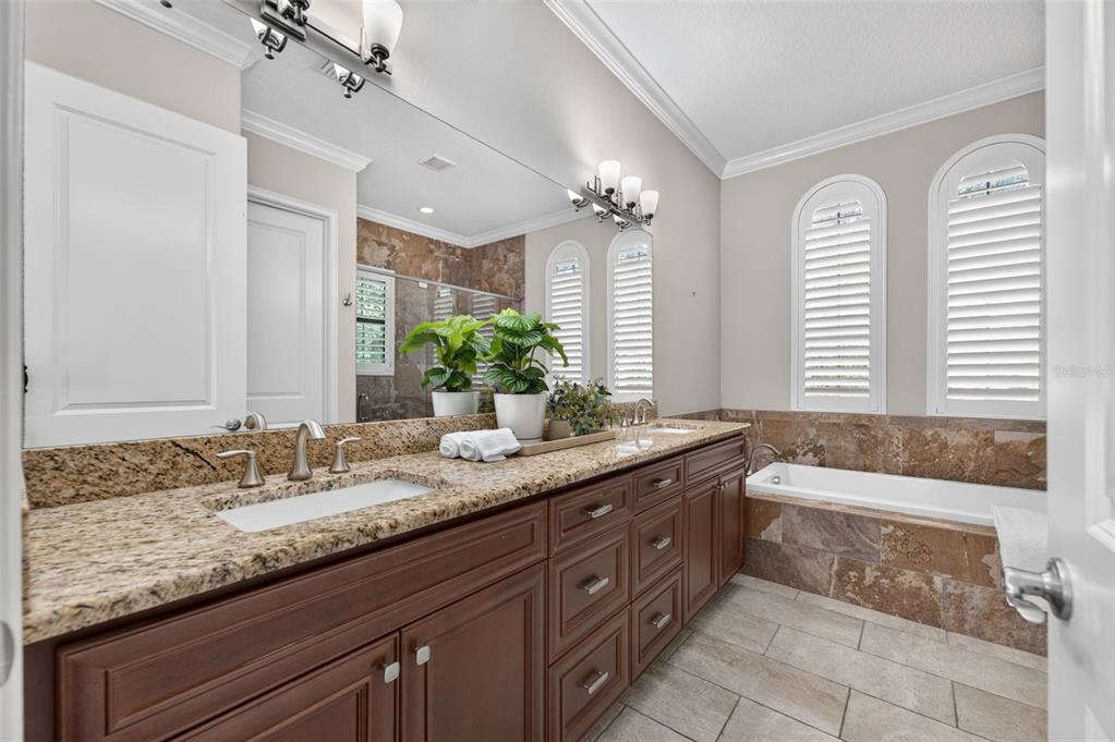 Property listing photo for 630 LIVE OAK STREET