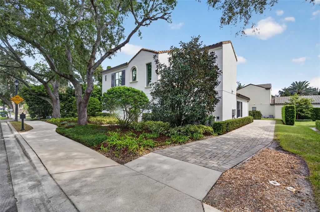Property listing photo for 630 LIVE OAK STREET
