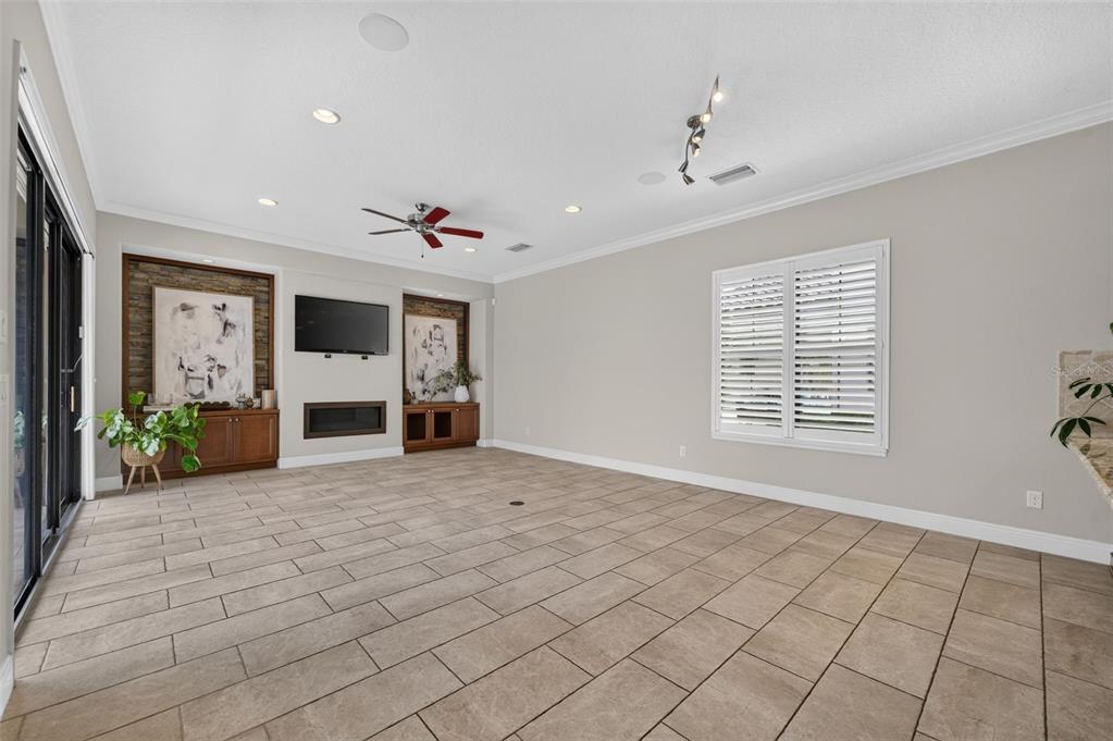 Property listing photo for 630 LIVE OAK STREET