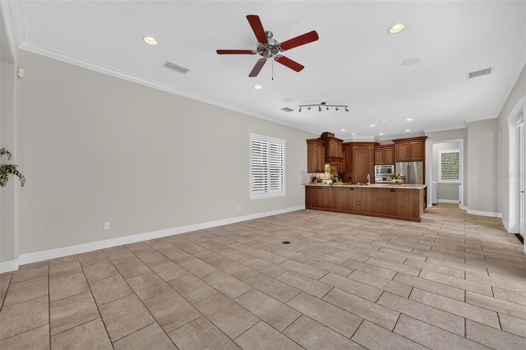Property listing photo for 630 LIVE OAK STREET