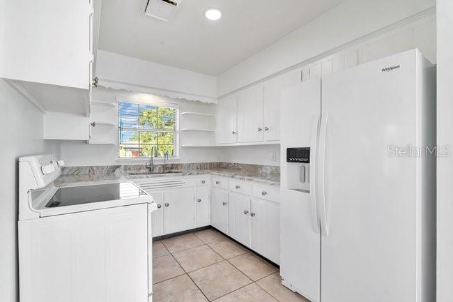 Property listing photo for 3800 BOBOLINK LANE