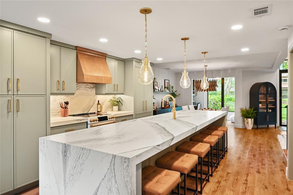 Property listing photo for 219 QUAYSIDE CIRCLE #B9