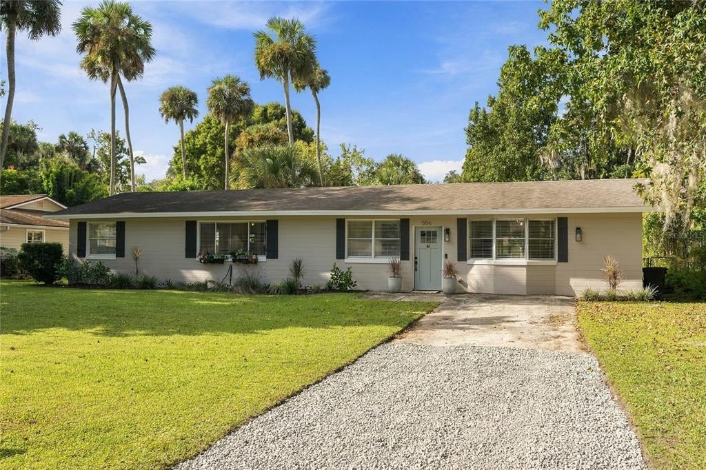 Property listing photo for 556 OLIVER DRIVE