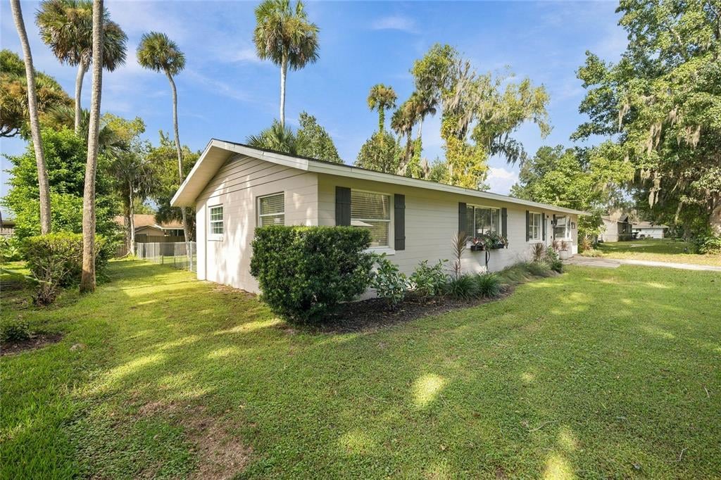 Property listing photo for 556 OLIVER DRIVE