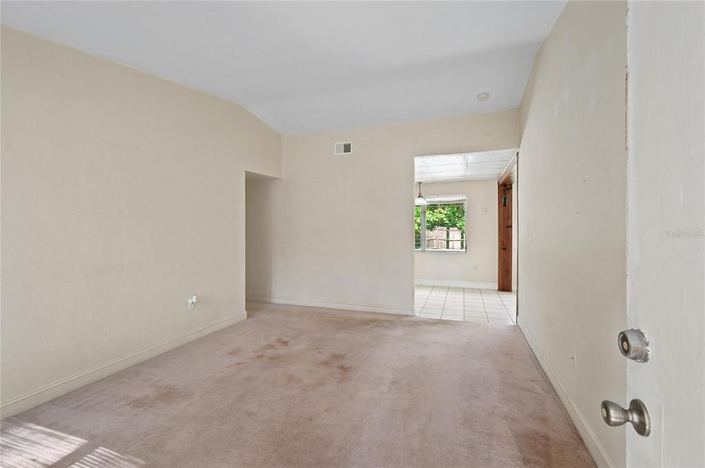 Property listing photo for 833 TURNBULL AVENUE