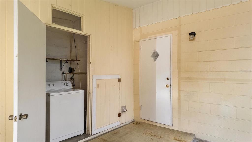 Property listing photo for 833 TURNBULL AVENUE