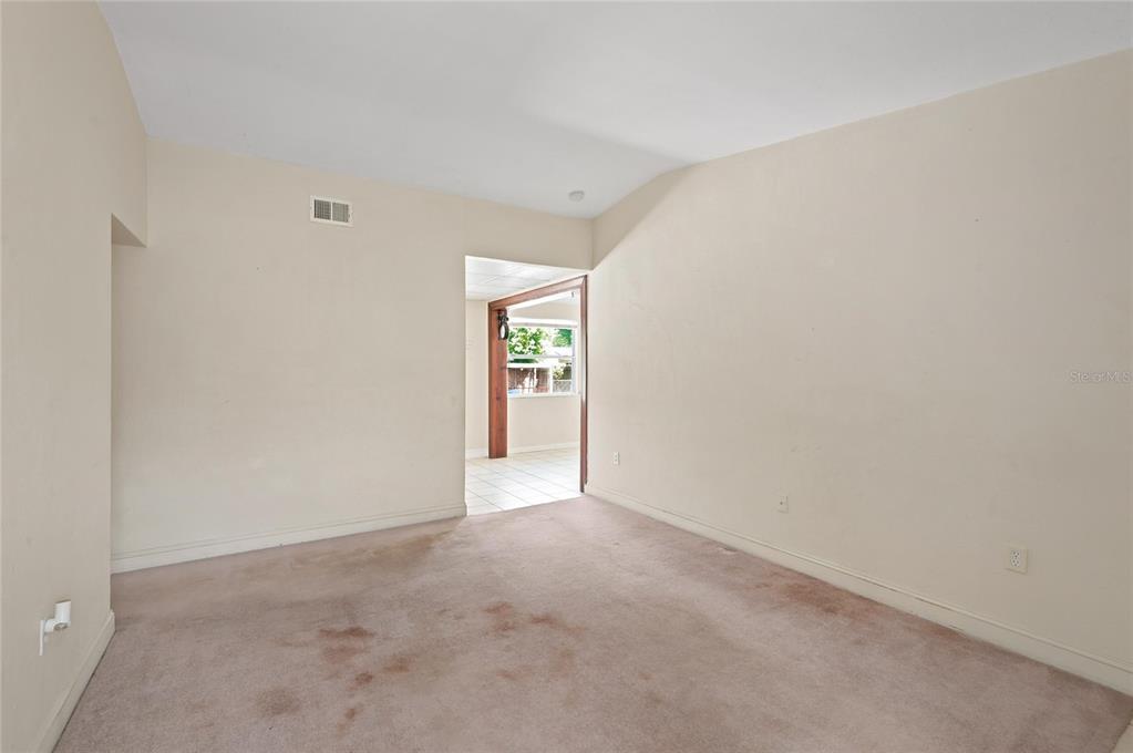 Property listing photo for 833 TURNBULL AVENUE