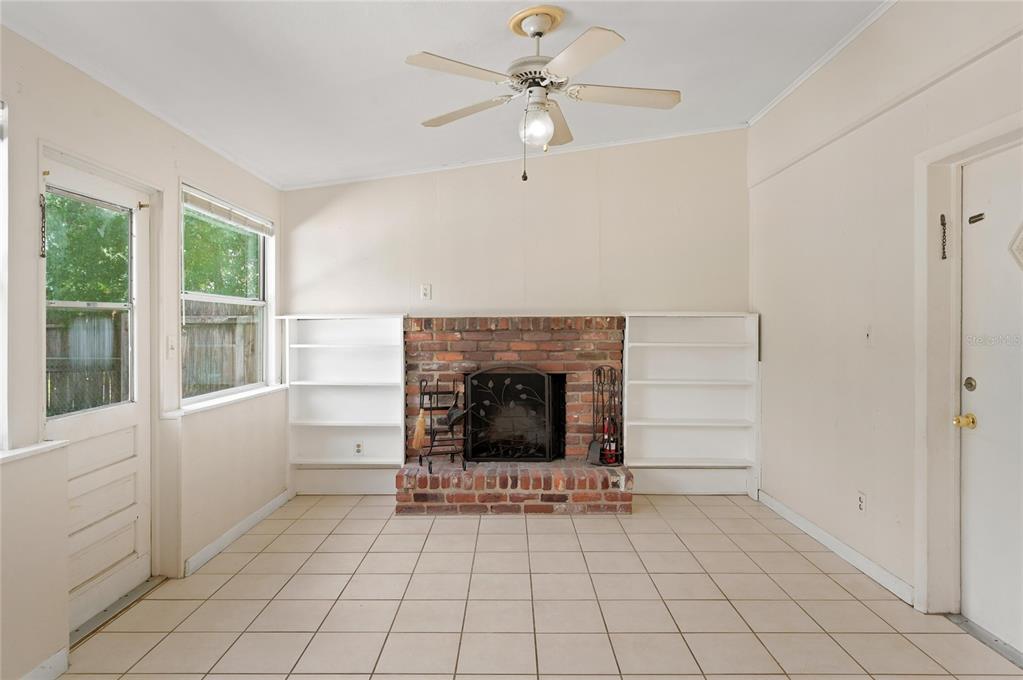 Property listing photo for 833 TURNBULL AVENUE