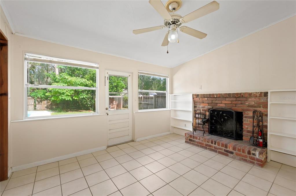 Property listing photo for 833 TURNBULL AVENUE