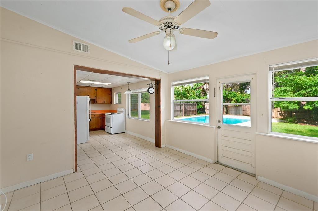 Property listing photo for 833 TURNBULL AVENUE